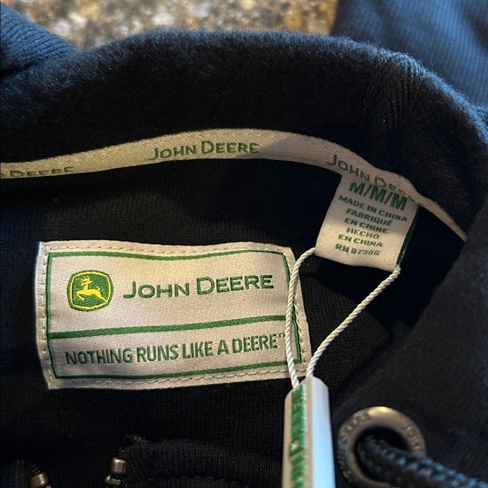 NEW John Deere Black Men's 1/4 Zip Hoodie - Picture 4 of 8
